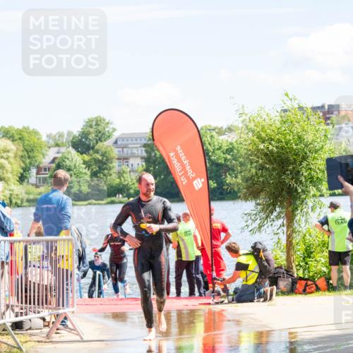 16.06.2024 - 7 Türme Triathlon MichiJ http://msf.ph/oto/6265373 16.06.2024 11:15:20 Schwimmen 21, 45, 166, 182, 183, 215, 267, 275, 287, 294 meine-sportfotos.de