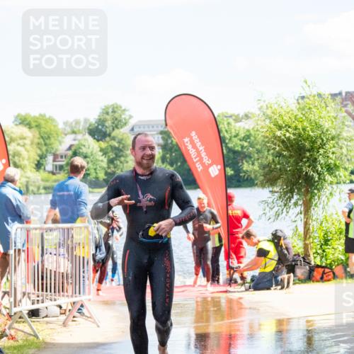 16.06.2024 - 7 Türme Triathlon MichiJ http://msf.ph/oto/6265382 16.06.2024 11:15:22 Schwimmen 21, 45, 166, 182, 183, 215, 267, 275, 287, 294 meine-sportfotos.de