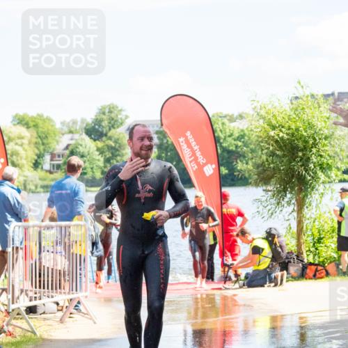 16.06.2024 - 7 Türme Triathlon MichiJ http://msf.ph/oto/6265383 16.06.2024 11:15:23 Schwimmen 21, 45, 166, 182, 183, 215, 267, 275, 287, 294 meine-sportfotos.de