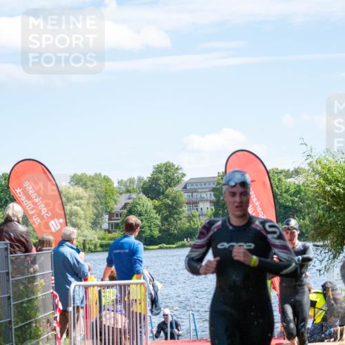 16.06.2024 - 7 Türme Triathlon MichiJ http://msf.ph/oto/6265399 16.06.2024 11:15:27 Schwimmen 21, 45, 166, 182, 183, 275, 287, 294 meine-sportfotos.de