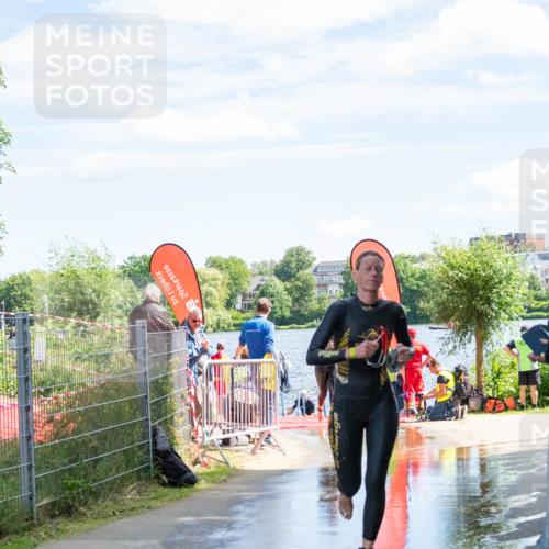 16.06.2024 - 7 Türme Triathlon MichiJ http://msf.ph/oto/6265417 16.06.2024 11:15:32 Schwimmen 163, 166, 182, 183, 275, 287, 294 meine-sportfotos.de