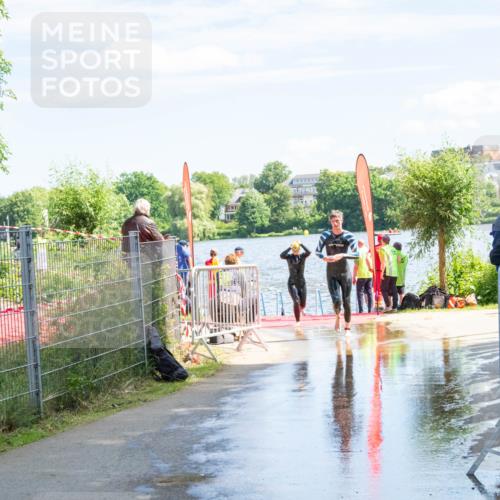 16.06.2024 - 7 Türme Triathlon MichiJ http://msf.ph/oto/6265445 16.06.2024 11:15:54 Schwimmen 163, 182, 183, 193, 219, 275, 283 meine-sportfotos.de