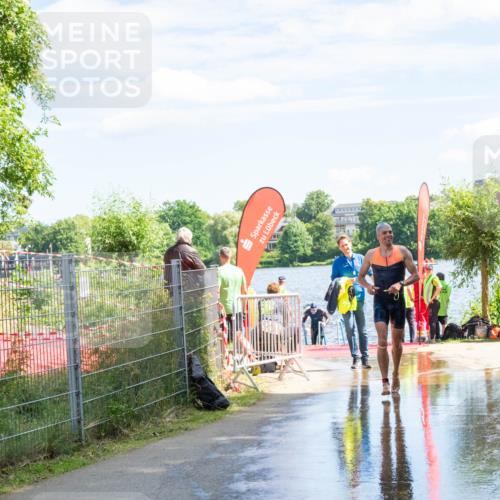 16.06.2024 - 7 Türme Triathlon MichiJ http://msf.ph/oto/6265468 16.06.2024 11:16:01 Schwimmen 30, 163, 182, 183, 193, 199, 219, 283 meine-sportfotos.de
