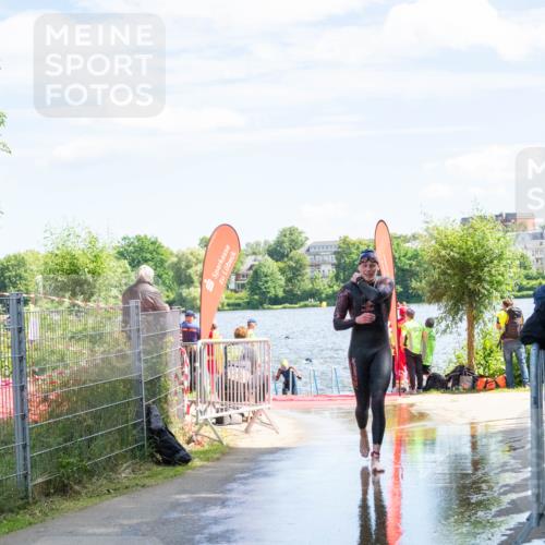 16.06.2024 - 7 Türme Triathlon MichiJ http://msf.ph/oto/6265485 16.06.2024 11:16:11 Schwimmen 30, 158, 163, 193, 199, 219, 283 meine-sportfotos.de