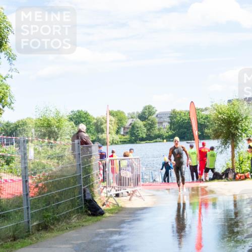 16.06.2024 - 7 Türme Triathlon MichiJ http://msf.ph/oto/6265491 16.06.2024 11:16:18 Schwimmen 30, 158, 175, 193, 199, 219, 283 meine-sportfotos.de