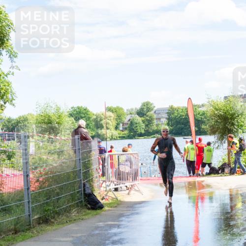 16.06.2024 - 7 Türme Triathlon MichiJ http://msf.ph/oto/6265498 16.06.2024 11:16:19 Schwimmen 30, 158, 175, 193, 199, 219, 283 meine-sportfotos.de