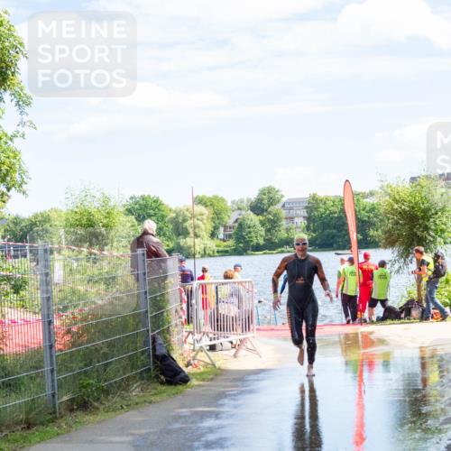 16.06.2024 - 7 Türme Triathlon MichiJ http://msf.ph/oto/6265499 16.06.2024 11:16:19 Schwimmen 30, 158, 175, 193, 199, 219, 283 meine-sportfotos.de
