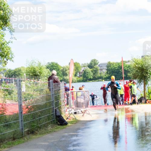 16.06.2024 - 7 Türme Triathlon MichiJ http://msf.ph/oto/6265508 16.06.2024 11:16:24 Schwimmen 30, 37, 158, 175, 193, 199, 217, 219, 231, 283 meine-sportfotos.de