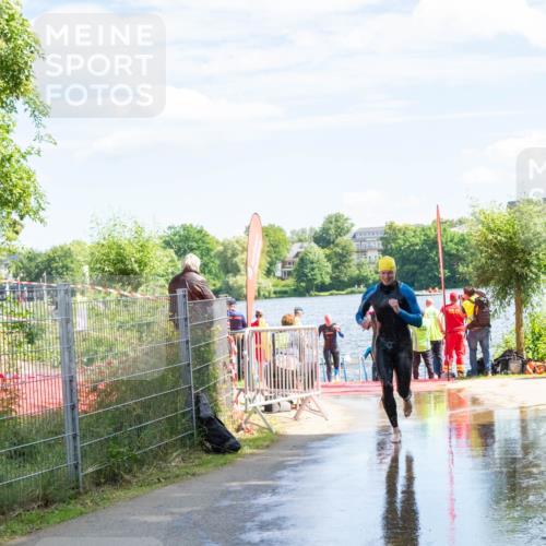 16.06.2024 - 7 Türme Triathlon MichiJ http://msf.ph/oto/6265510 16.06.2024 11:16:26 Schwimmen 30, 37, 158, 175, 193, 199, 217, 219, 231, 283 meine-sportfotos.de