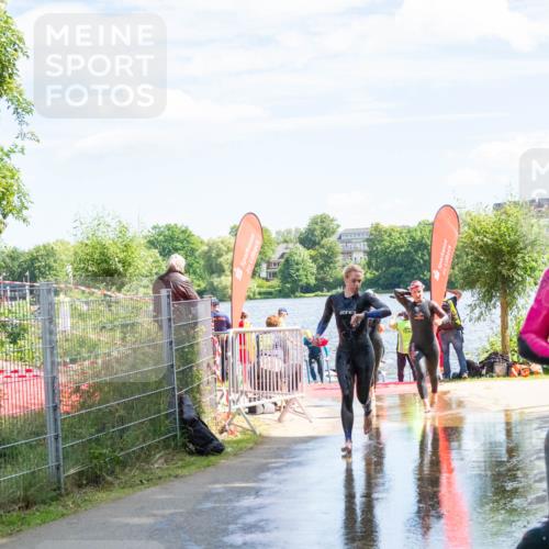 16.06.2024 - 7 Türme Triathlon MichiJ http://msf.ph/oto/6265521 16.06.2024 11:16:31 Schwimmen 22, 30, 37, 158, 175, 193, 199, 217, 231, 283, 289 meine-sportfotos.de