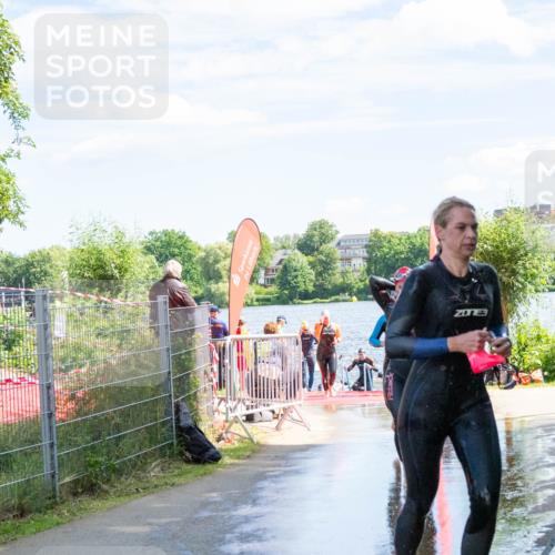16.06.2024 - 7 Türme Triathlon MichiJ http://msf.ph/oto/6265524 16.06.2024 11:16:33 Schwimmen 22, 30, 37, 158, 175, 199, 217, 231, 283, 289 meine-sportfotos.de