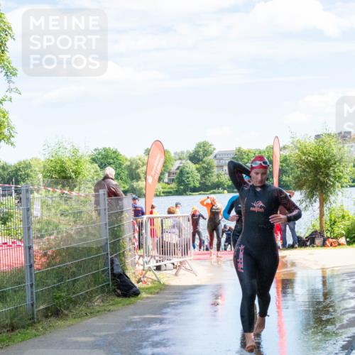 16.06.2024 - 7 Türme Triathlon MichiJ http://msf.ph/oto/6265526 16.06.2024 11:16:34 Schwimmen 22, 30, 37, 158, 175, 199, 217, 231, 283, 289 meine-sportfotos.de