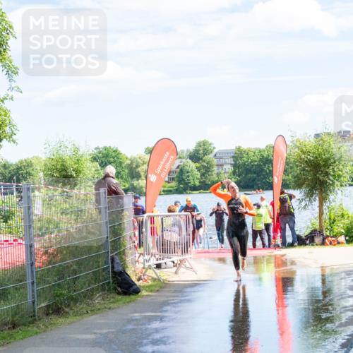 16.06.2024 - 7 Türme Triathlon MichiJ http://msf.ph/oto/6265530 16.06.2024 11:16:36 Schwimmen 22, 30, 37, 158, 175, 199, 217, 230, 231, 283, 289, 298 meine-sportfotos.de