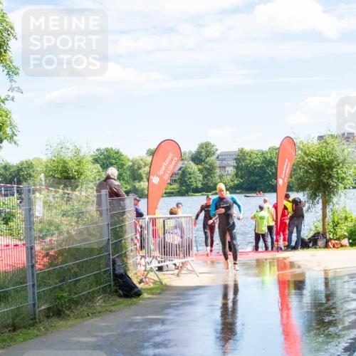 16.06.2024 - 7 Türme Triathlon MichiJ http://msf.ph/oto/6265537 16.06.2024 11:16:40 Schwimmen 22, 30, 37, 158, 175, 199, 217, 230, 231, 289, 298 meine-sportfotos.de