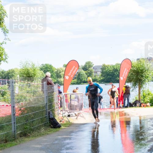 16.06.2024 - 7 Türme Triathlon MichiJ http://msf.ph/oto/6265539 16.06.2024 11:16:41 Schwimmen 22, 30, 37, 158, 175, 199, 217, 230, 231, 289, 298 meine-sportfotos.de