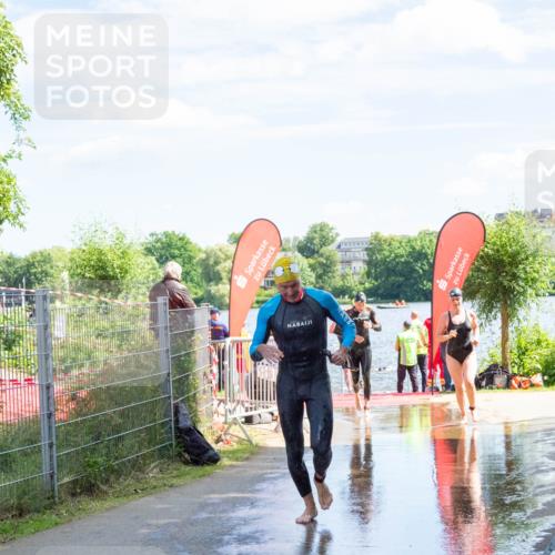 16.06.2024 - 7 Türme Triathlon MichiJ http://msf.ph/oto/6265542 16.06.2024 11:16:43 Schwimmen 22, 27, 30, 37, 158, 175, 199, 217, 230, 231, 289, 298 meine-sportfotos.de