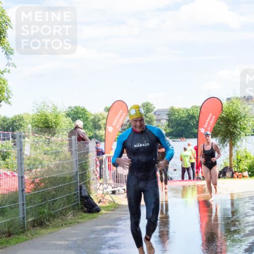 16.06.2024 - 7 Türme Triathlon MichiJ http://msf.ph/oto/6265544 16.06.2024 11:16:44 Schwimmen 22, 27, 30, 37, 158, 175, 199, 217, 230, 231, 289, 298 meine-sportfotos.de