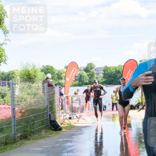 16.06.2024 - 7 Türme Triathlon MichiJ http://msf.ph/oto/6265546 16.06.2024 11:16:45 Schwimmen 22, 27, 30, 37, 158, 175, 199, 217, 230, 231, 289, 298 meine-sportfotos.de