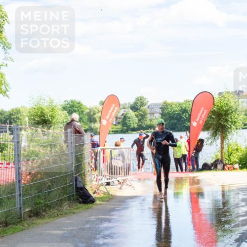 16.06.2024 - 7 Türme Triathlon MichiJ http://msf.ph/oto/6265560 16.06.2024 11:16:54 Schwimmen 22, 27, 37, 175, 186, 217, 230, 231, 289, 298 meine-sportfotos.de