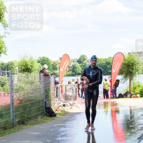 16.06.2024 - 7 Türme Triathlon MichiJ http://msf.ph/oto/6265587 16.06.2024 11:17:09 Schwimmen 22, 27, 37, 165, 186, 230, 237, 242, 272, 289, 298 meine-sportfotos.de