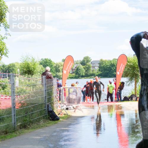 16.06.2024 - 7 Türme Triathlon MichiJ http://msf.ph/oto/6265590 16.06.2024 11:17:10 Schwimmen 22, 27, 165, 186, 230, 237, 242, 272, 289, 298 meine-sportfotos.de