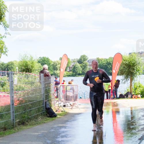 16.06.2024 - 7 Türme Triathlon MichiJ http://msf.ph/oto/6265602 16.06.2024 11:17:17 Schwimmen 22, 27, 165, 186, 227, 230, 237, 242, 272, 298, 618 meine-sportfotos.de