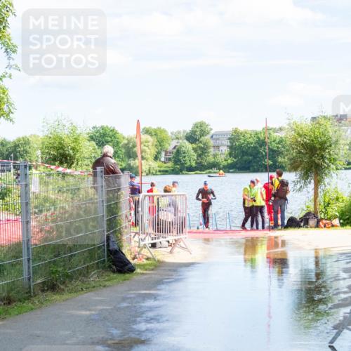 16.06.2024 - 7 Türme Triathlon MichiJ http://msf.ph/oto/6265612 16.06.2024 11:17:23 Schwimmen 27, 28, 165, 186, 227, 237, 242, 272, 618 meine-sportfotos.de