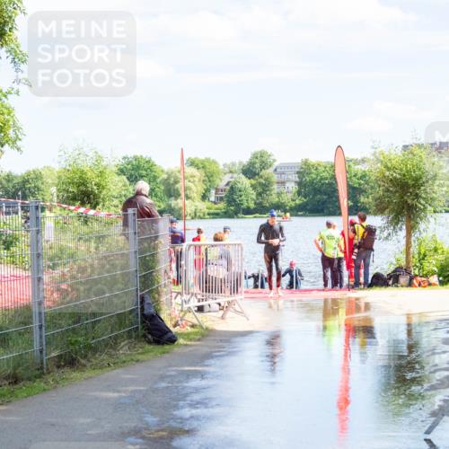 16.06.2024 - 7 Türme Triathlon MichiJ http://msf.ph/oto/6265618 16.06.2024 11:17:26 Schwimmen 27, 28, 165, 186, 227, 237, 242, 272, 618 meine-sportfotos.de