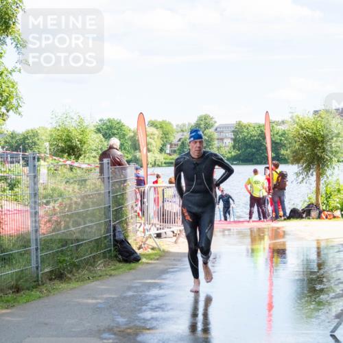 16.06.2024 - 7 Türme Triathlon MichiJ http://msf.ph/oto/6265626 16.06.2024 11:17:31 Schwimmen 28, 165, 186, 227, 237, 242, 272, 618 meine-sportfotos.de