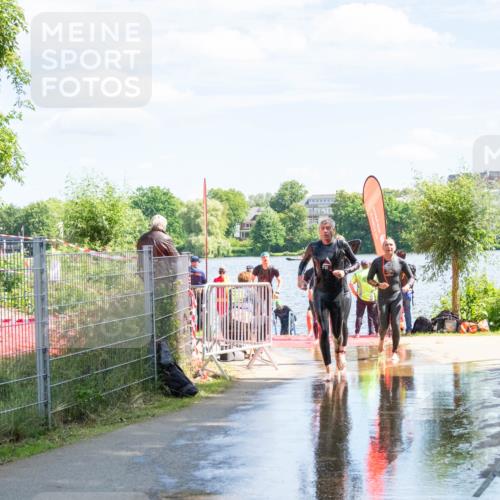16.06.2024 - 7 Türme Triathlon MichiJ http://msf.ph/oto/6265646 16.06.2024 11:17:41 Schwimmen 28, 165, 227, 237, 240, 242, 272, 618 meine-sportfotos.de