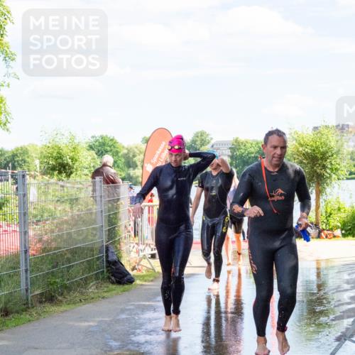 16.06.2024 - 7 Türme Triathlon MichiJ http://msf.ph/oto/6265656 16.06.2024 11:17:47 Schwimmen 28, 151, 165, 227, 237, 240, 242, 272, 618 meine-sportfotos.de