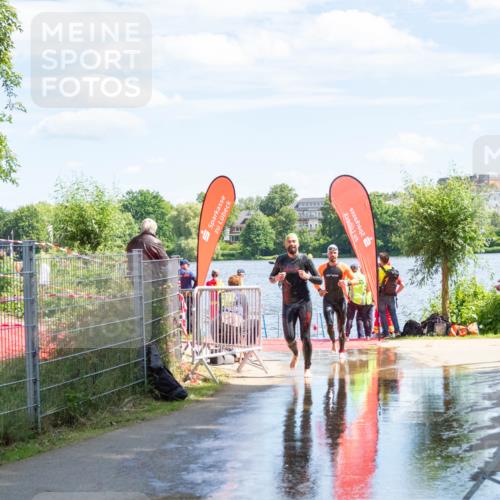 16.06.2024 - 7 Türme Triathlon MichiJ http://msf.ph/oto/6265664 16.06.2024 11:17:51 Schwimmen 28, 151, 165, 227, 237, 240, 242, 618 meine-sportfotos.de