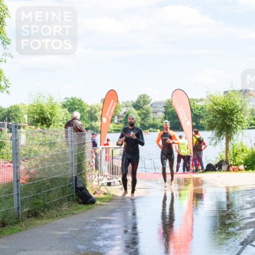 16.06.2024 - 7 Türme Triathlon MichiJ http://msf.ph/oto/6265666 16.06.2024 11:17:52 Schwimmen 28, 151, 165, 227, 237, 240, 242, 618 meine-sportfotos.de