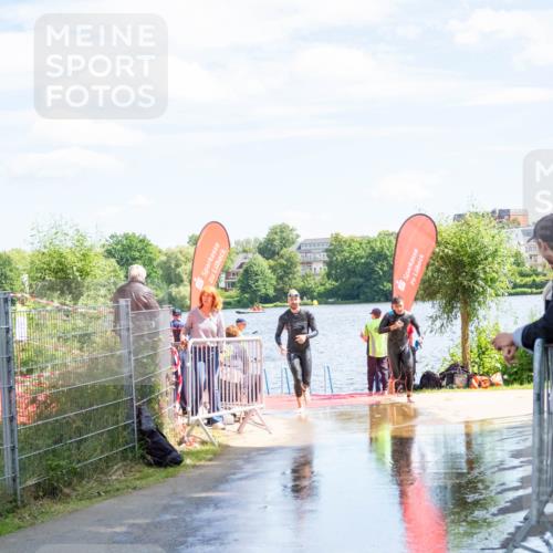 16.06.2024 - 7 Türme Triathlon MichiJ http://msf.ph/oto/6265692 16.06.2024 11:18:27 Schwimmen 151 meine-sportfotos.de