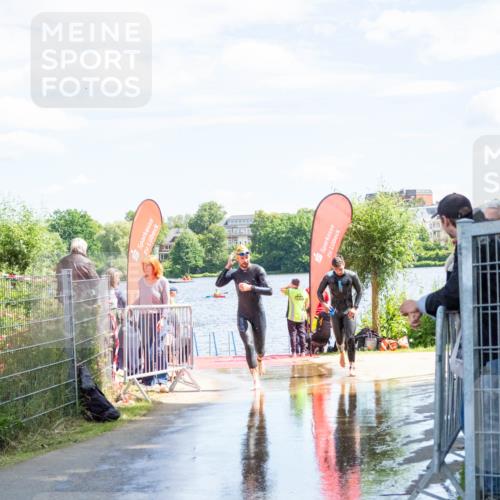 16.06.2024 - 7 Türme Triathlon MichiJ http://msf.ph/oto/6265696 16.06.2024 11:18:29 Schwimmen 11, 151 meine-sportfotos.de