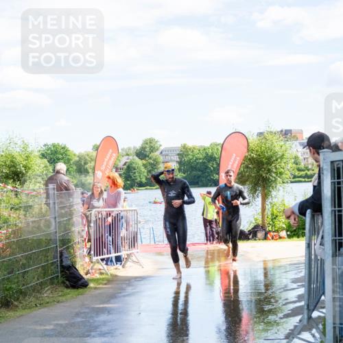 16.06.2024 - 7 Türme Triathlon MichiJ http://msf.ph/oto/6265699 16.06.2024 11:18:29 Schwimmen 11, 151 meine-sportfotos.de
