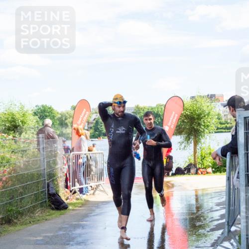16.06.2024 - 7 Türme Triathlon MichiJ http://msf.ph/oto/6265706 16.06.2024 11:18:31 Schwimmen 11 meine-sportfotos.de