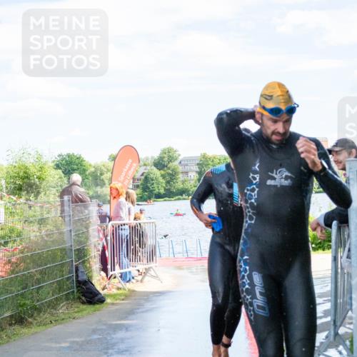 16.06.2024 - 7 Türme Triathlon MichiJ http://msf.ph/oto/6265709 16.06.2024 11:18:32 Schwimmen 11 meine-sportfotos.de