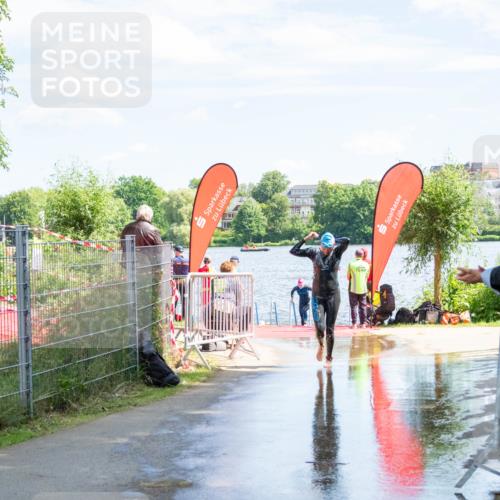 16.06.2024 - 7 Türme Triathlon MichiJ http://msf.ph/oto/6265721 16.06.2024 11:19:02 Schwimmen 11, 36, 156, 189, 216, 232, 262, 268, 615 meine-sportfotos.de
