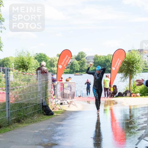16.06.2024 - 7 Türme Triathlon MichiJ http://msf.ph/oto/6265724 16.06.2024 11:19:03 Schwimmen 11, 36, 156, 189, 216, 232, 262, 268, 615 meine-sportfotos.de