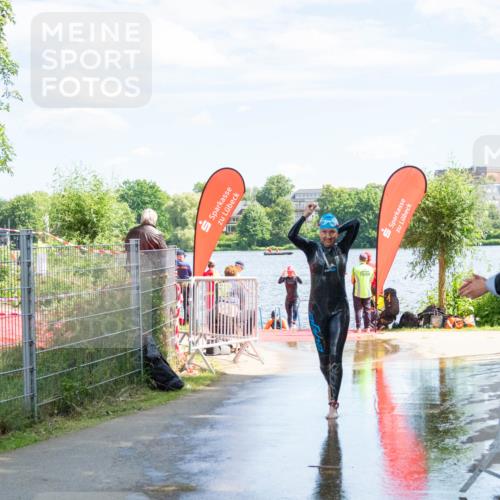 16.06.2024 - 7 Türme Triathlon MichiJ http://msf.ph/oto/6265728 16.06.2024 11:19:04 Schwimmen 11, 36, 156, 189, 216, 232, 262, 268, 615 meine-sportfotos.de