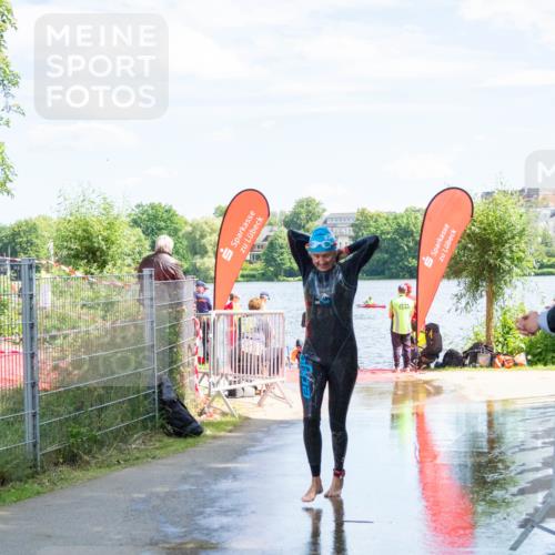 16.06.2024 - 7 Türme Triathlon MichiJ http://msf.ph/oto/6265730 16.06.2024 11:19:05 Schwimmen 11, 36, 156, 189, 216, 232, 262, 268, 615 meine-sportfotos.de