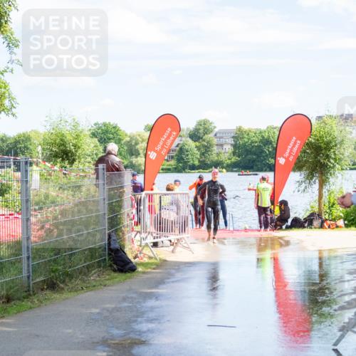 16.06.2024 - 7 Türme Triathlon MichiJ http://msf.ph/oto/6265733 16.06.2024 11:19:10 Schwimmen 11, 36, 156, 189, 216, 232, 262, 268, 615 meine-sportfotos.de