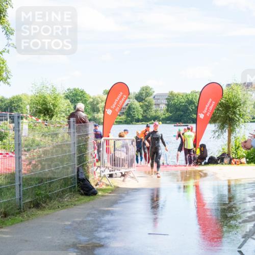 16.06.2024 - 7 Türme Triathlon MichiJ http://msf.ph/oto/6265735 16.06.2024 11:19:10 Schwimmen 11, 36, 156, 189, 216, 232, 262, 268, 615 meine-sportfotos.de