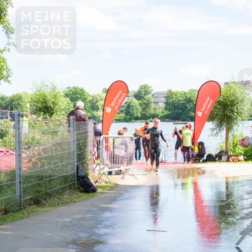 16.06.2024 - 7 Türme Triathlon MichiJ http://msf.ph/oto/6265736 16.06.2024 11:19:10 Schwimmen 11, 36, 156, 189, 216, 232, 262, 268, 615 meine-sportfotos.de