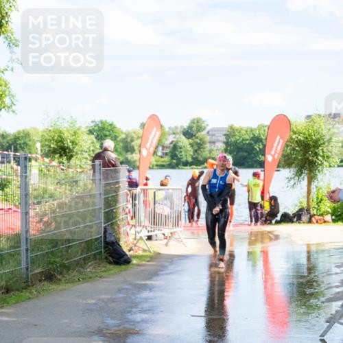 16.06.2024 - 7 Türme Triathlon MichiJ http://msf.ph/oto/6265743 16.06.2024 11:19:14 Schwimmen 11, 36, 41, 156, 189, 216, 221, 232, 262, 268, 615 meine-sportfotos.de
