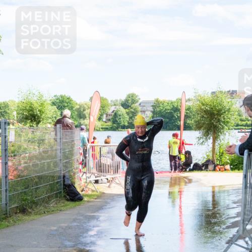 16.06.2024 - 7 Türme Triathlon MichiJ http://msf.ph/oto/6265768 16.06.2024 11:19:24 Schwimmen 41, 156, 189, 204, 216, 221, 232, 262, 615 meine-sportfotos.de