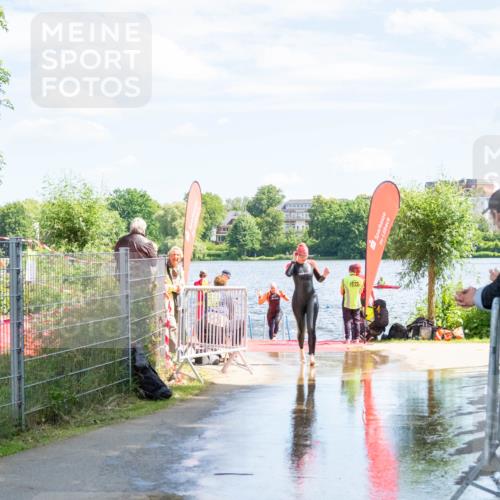 16.06.2024 - 7 Türme Triathlon MichiJ http://msf.ph/oto/6265775 16.06.2024 11:19:28 Schwimmen 41, 156, 189, 204, 221, 232, 262 meine-sportfotos.de