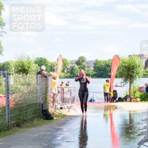 16.06.2024 - 7 Türme Triathlon MichiJ http://msf.ph/oto/6265779 16.06.2024 11:19:29 Schwimmen 25, 41, 156, 189, 204, 221, 232, 262 meine-sportfotos.de