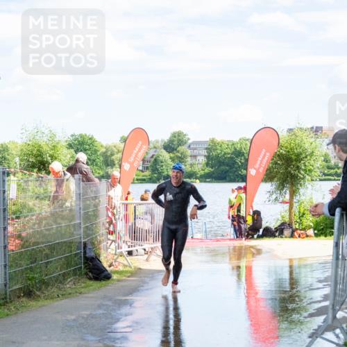 16.06.2024 - 7 Türme Triathlon MichiJ http://msf.ph/oto/6265815 16.06.2024 11:19:44 Schwimmen 25, 41, 154, 167, 189, 204, 221 meine-sportfotos.de